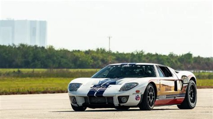 What was the fastest car chase?