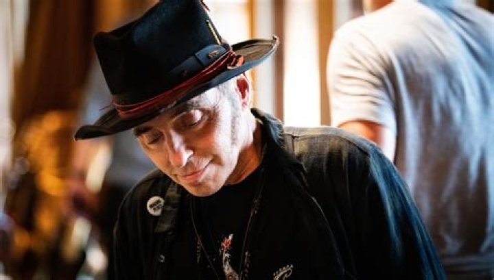 Where did Nils Lofgren go to high school?