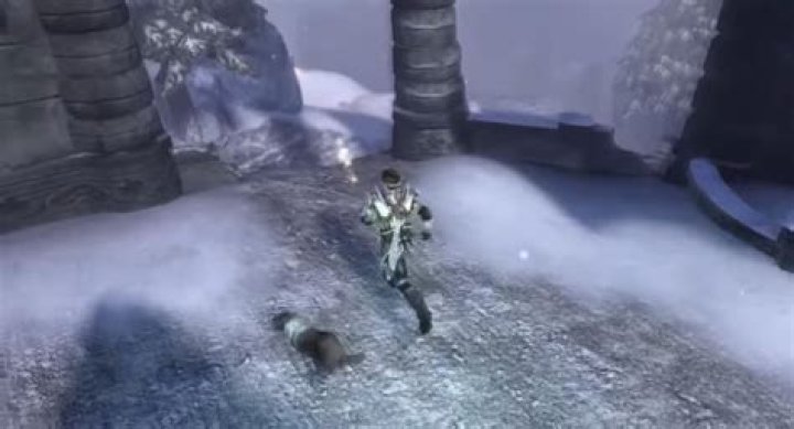 Where is the golden key in Mistpeak Valley in Fable 3?