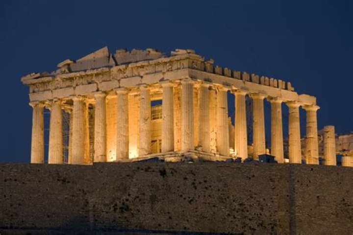 Where is the real Athena Parthenos?