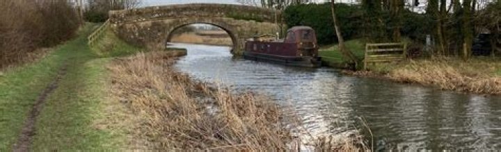Which canal goes through Carnforth?