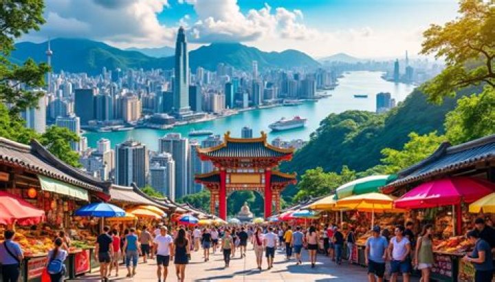 Which is the best month to visit Hong Kong?