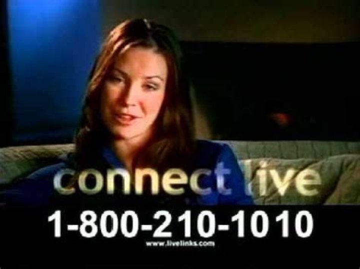 Who is the live links commercial girl?