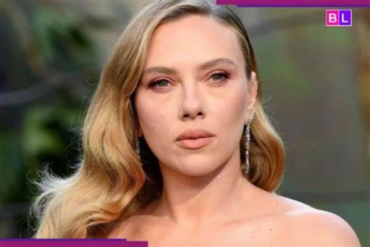 Who makes Scarlett?