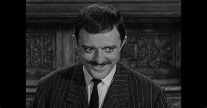 Who played the original Gomez Addams?