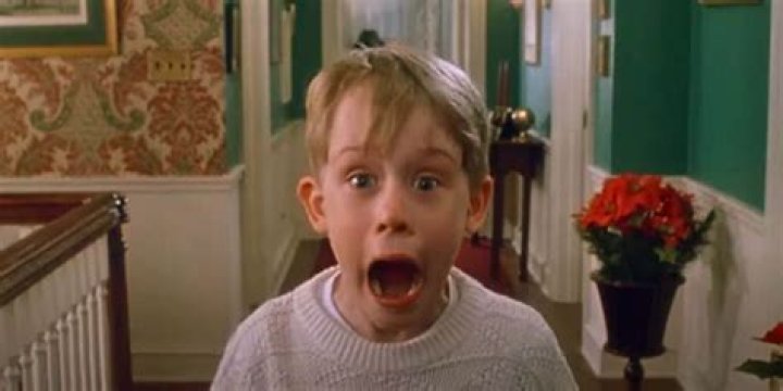 Who plays the airport attendant in Home Alone 2?