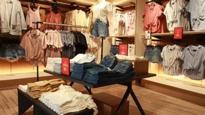 Why is Abercrombie closing?